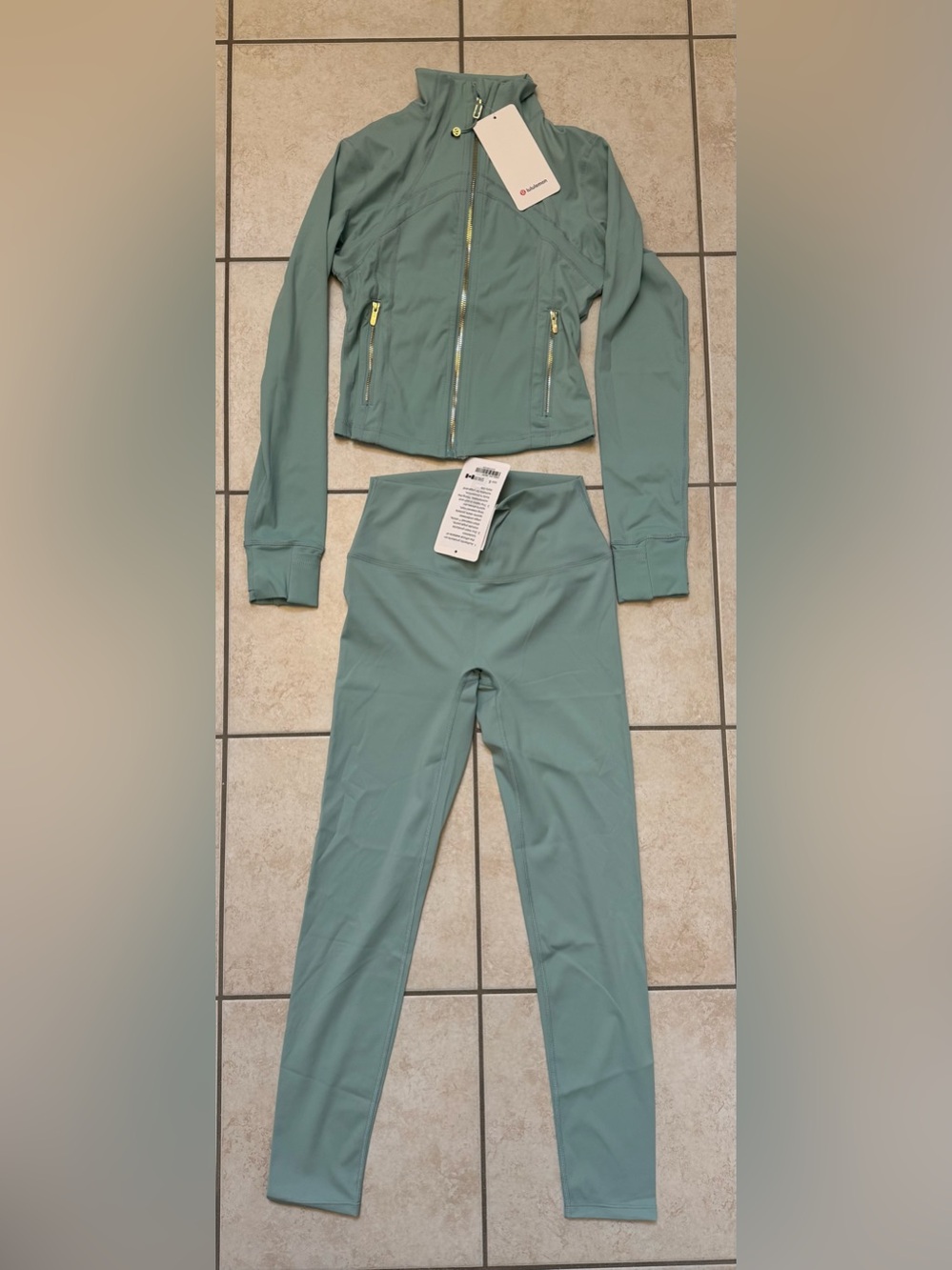 lululemon athletica Sage Green High-Rise Leggings and jacket set